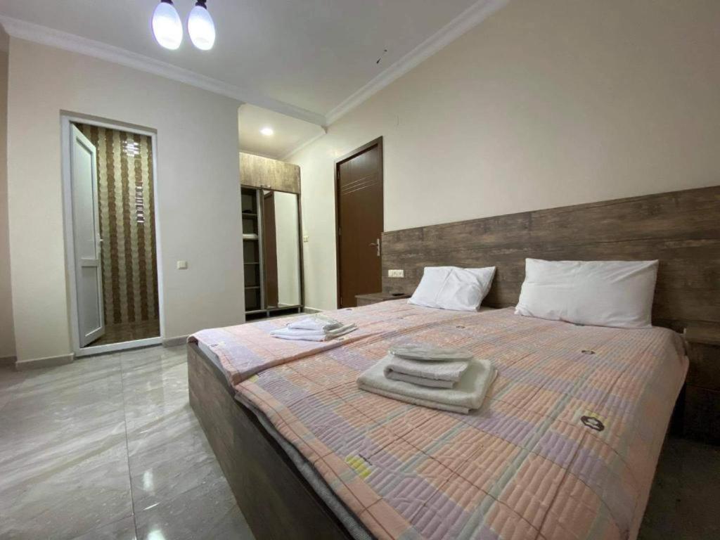 Nana'S Hotel Tchaikovsky Street 34 Batumi Esterno foto